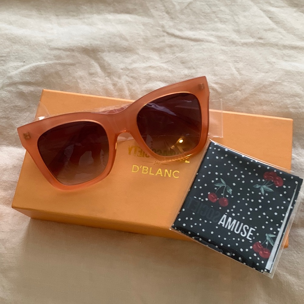 Beach Vida Sun Glasses- Pink